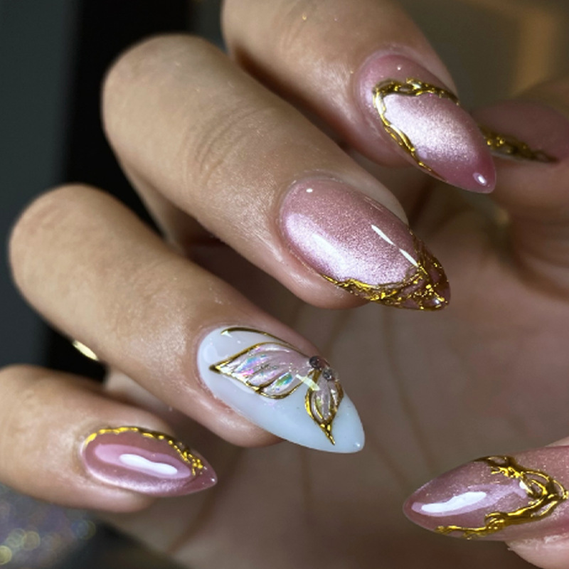 Nail Art Cat Eye Simple - Unghie Finte a Mandorla Effetto Occhio