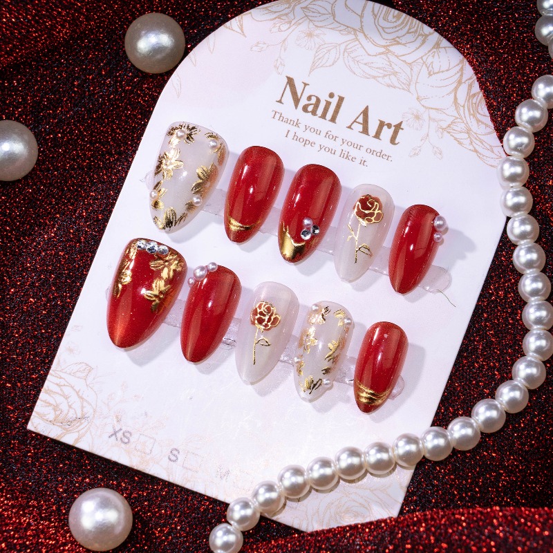 24 Pezzi Unghie Finte a Mandor - Nail Art Cat Eye Simple recensione e prezzo