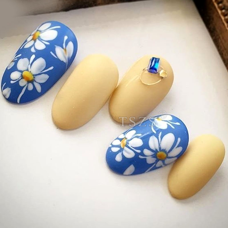 TSZS 200 pz Breve Medio Ovale  - Nail Art Navy recensione e prezzo