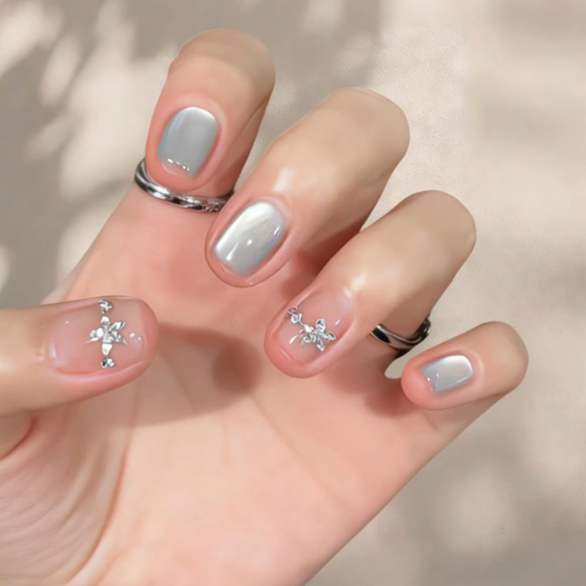 24 Pezzi di Unghie Finte con E - Nail Art Inspo recensione e prezzo