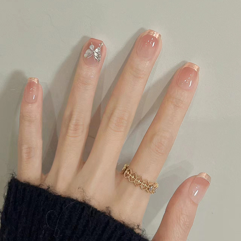 24 Pezzi di Unghie Finte con E - Nail Art Inspo recensione e prezzo